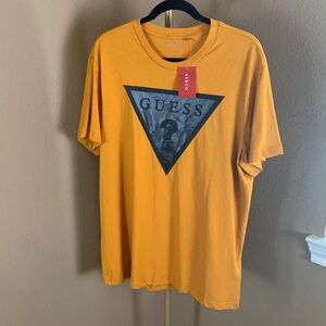 GUESS Los Angeles Triangle Logo Tee Gold Mustard Graphic T-Shirt Men’s XL NWT